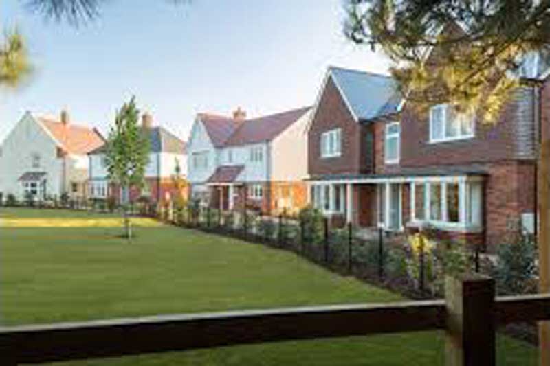 A unique development of family homes located in the prosperous Worcestershire village of Hagley, comprising of 4 & 5 bedroom homes.